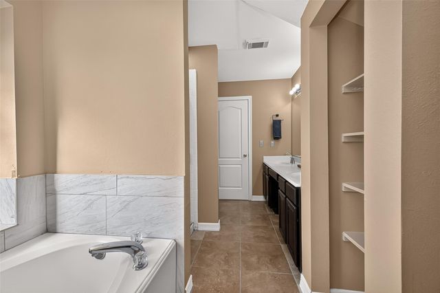 4011 Alexis Circle, Houston, TX 77014