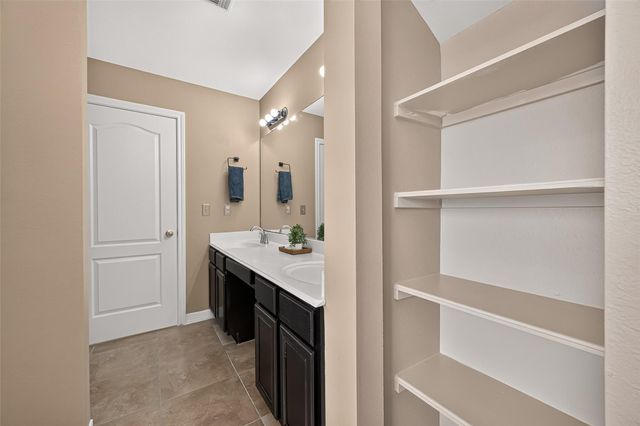 4011 Alexis Circle, Houston, TX 77014