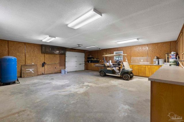 5045 Braxton Ln, Pace, FL 32571