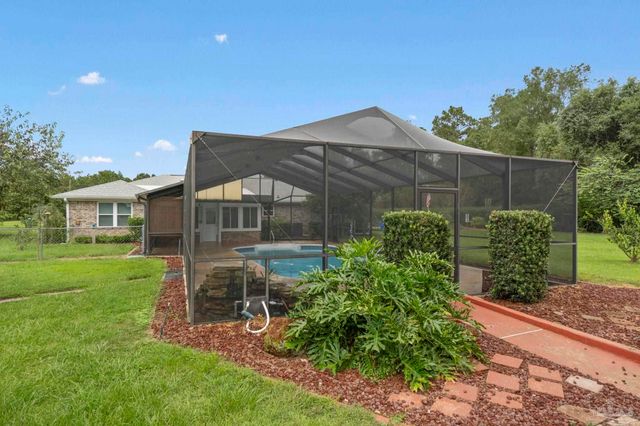 5045 Braxton Ln, Pace, FL 32571