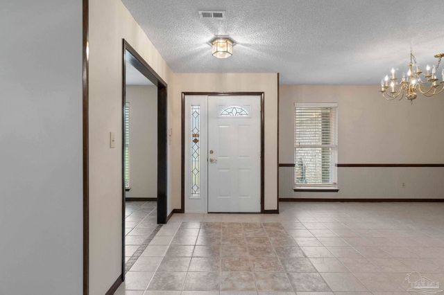 5045 Braxton Ln, Pace, FL 32571