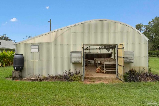 5045 Braxton Ln, Pace, FL 32571