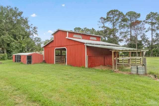 5045 Braxton Ln, Pace, FL 32571