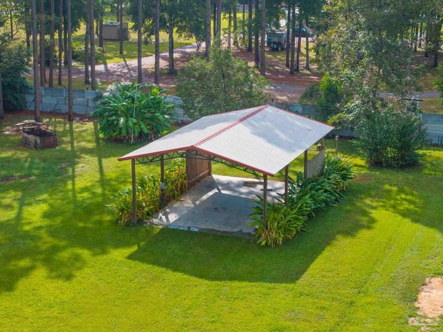 5045 Braxton Ln, Pace, FL 32571