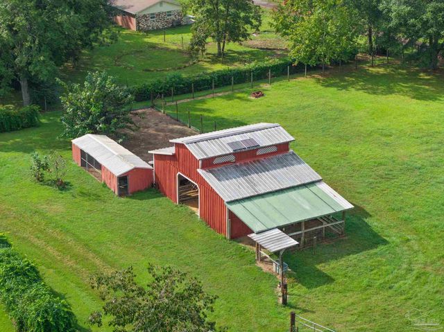 5045 Braxton Ln, Pace, FL 32571