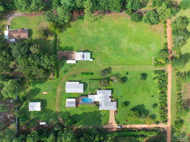 5045 Braxton Ln, Pace, FL 32571