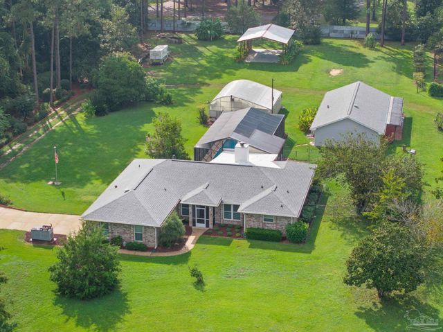 5045 Braxton Ln, Pace, FL 32571