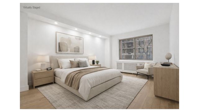 225 E 46th St Apt 3D, New York City, NY 10017