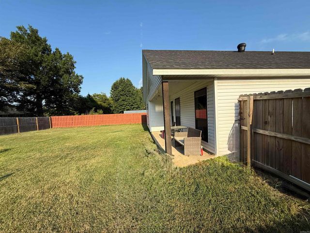 346 Lois Lane, Paragould, AR 72450