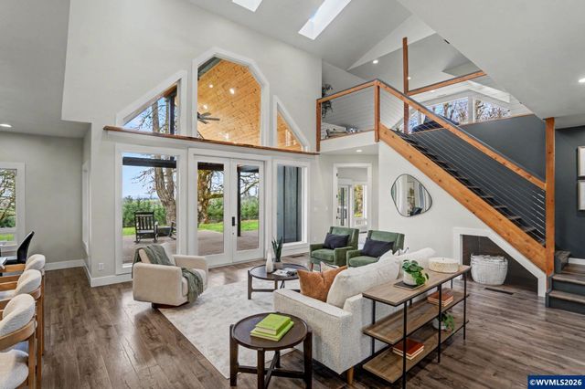 40040 Cole School Rd, Scio, OR 97374