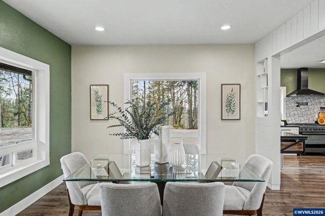 40040 Cole School Rd, Scio, OR 97374