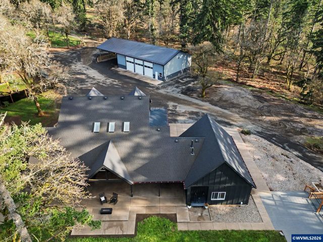 40040 Cole School Rd, Scio, OR 97374