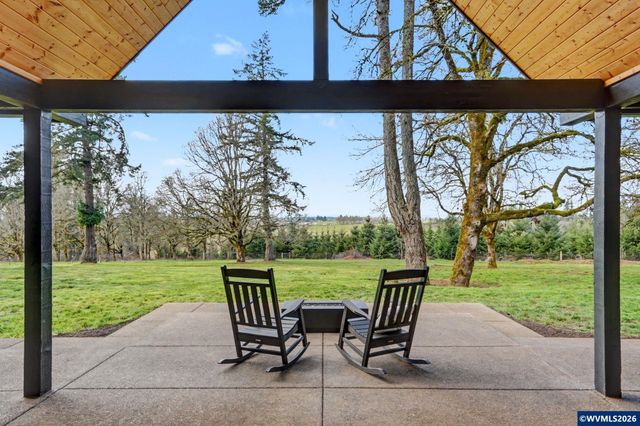 40040 Cole School Rd, Scio, OR 97374