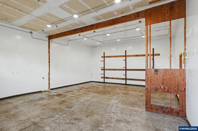 40040 Cole School Rd, Scio, OR 97374