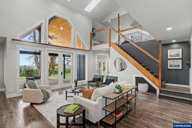 40040 Cole School Rd, Scio, OR 97374