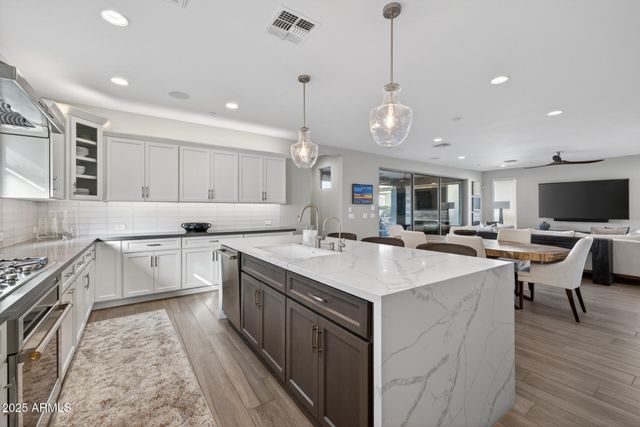 17822 E OAK CREEK CANYON Lane, Rio Verde, AZ 85263