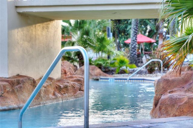 602 LA MIRAGE STREET, Davenport, FL 33897