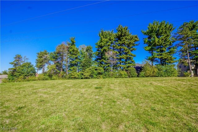 657 Hannah Circle, Canton, OH 44709