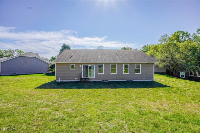 657 Hannah Circle, Canton, OH 44709