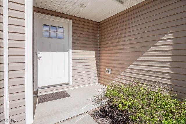 657 Hannah Circle, Canton, OH 44709