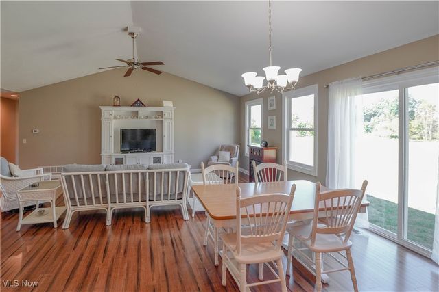 657 Hannah Circle, Canton, OH 44709