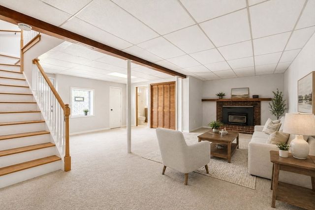 424 Central, Holliston, MA 01746