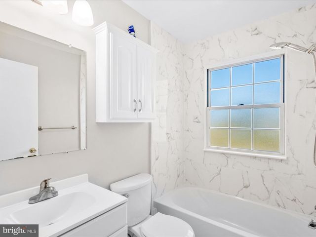 4 JAMES ST, Woodsboro, MD 21798