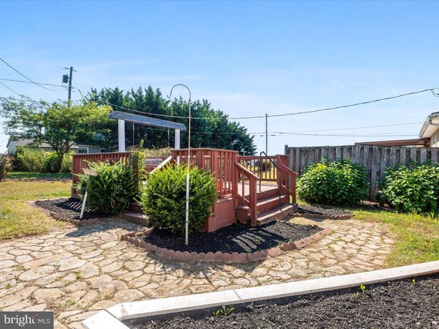 4 JAMES ST, Woodsboro, MD 21798