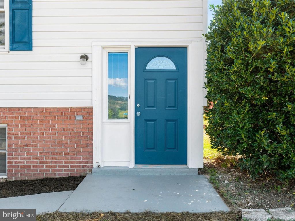 4 JAMES ST, Woodsboro, MD 21798