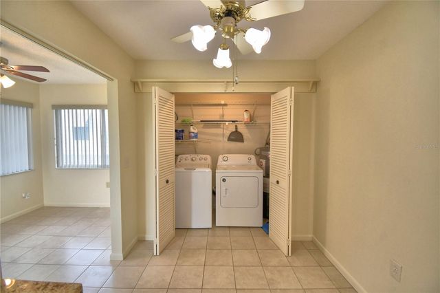 1690 COLONNADES CIRCLE N, Lakeland, FL 33811