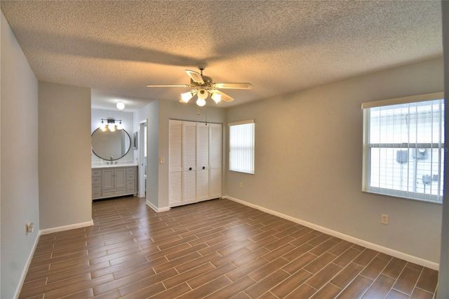 1690 COLONNADES CIRCLE N, Lakeland, FL 33811