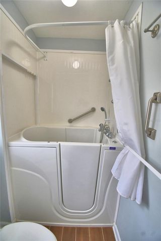 1690 COLONNADES CIRCLE N, Lakeland, FL 33811