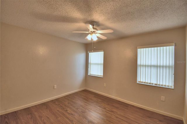 1690 COLONNADES CIRCLE N, Lakeland, FL 33811