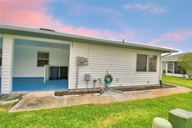 1690 COLONNADES CIRCLE N, Lakeland, FL 33811