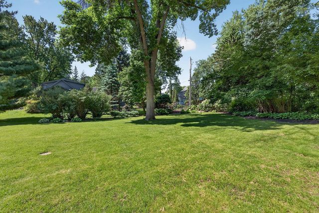 6608 Mohawk Trail, Edina, MN 55439