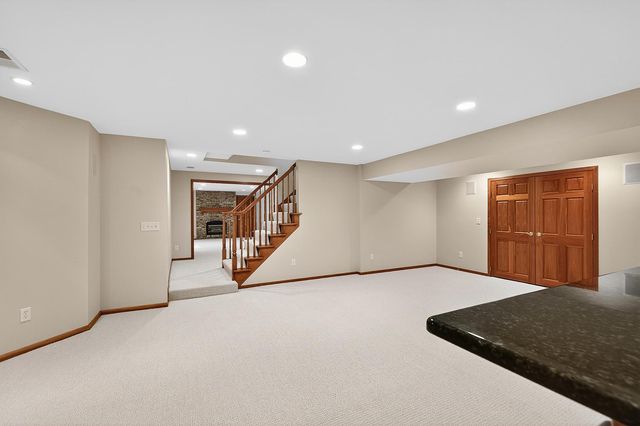 6608 Mohawk Trail, Edina, MN 55439