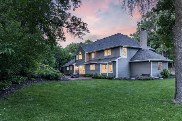 6608 Mohawk Trail, Edina, MN 55439