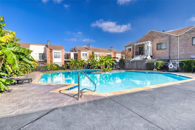 10122 Waterstone Drive, Houston, TX 77042