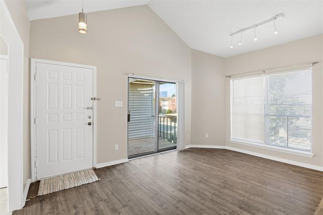 10122 Waterstone Drive, Houston, TX 77042