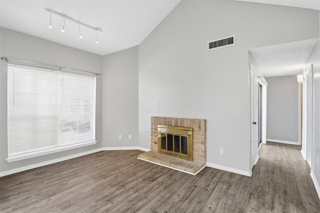 10122 Waterstone Drive, Houston, TX 77042