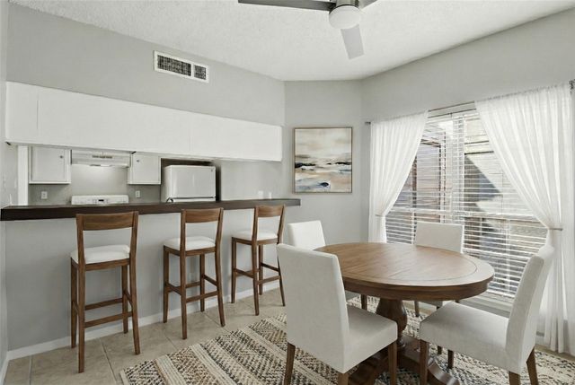 10122 Waterstone Drive, Houston, TX 77042