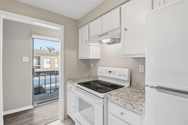 10122 Waterstone Drive, Houston, TX 77042