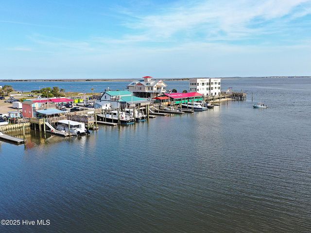 6253 Cattail Court, Southport, NC 28461