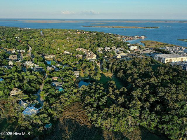 6253 Cattail Court, Southport, NC 28461