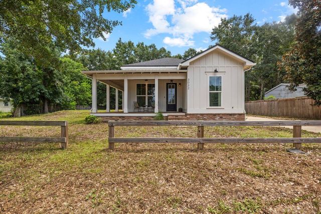 3032 Tiffany Lane, Navarre, FL 32566
