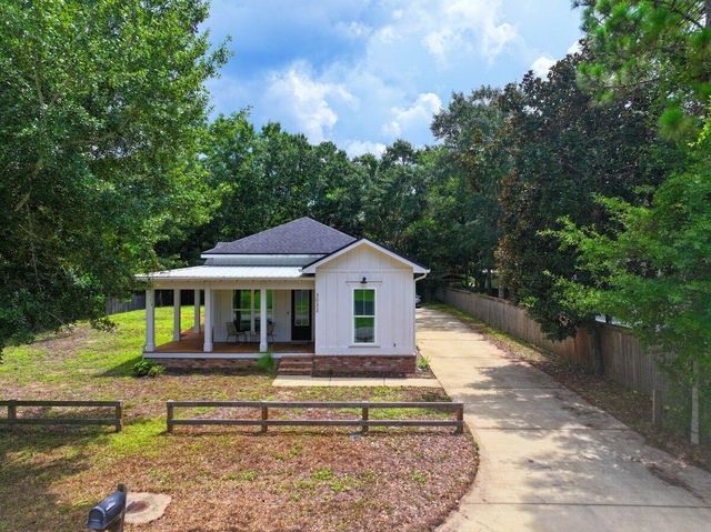 3032 Tiffany Lane, Navarre, FL 32566