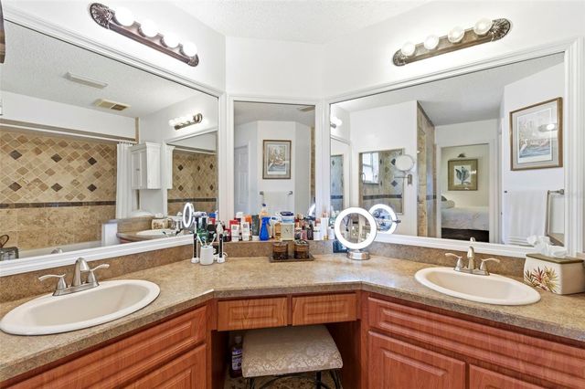 5226 SALTAMONTE DRIVE, New Port Richey, FL 34655