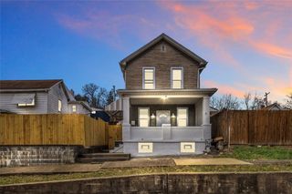 1209 Lower Meadow Ave, Charleroi Boro, PA 15022