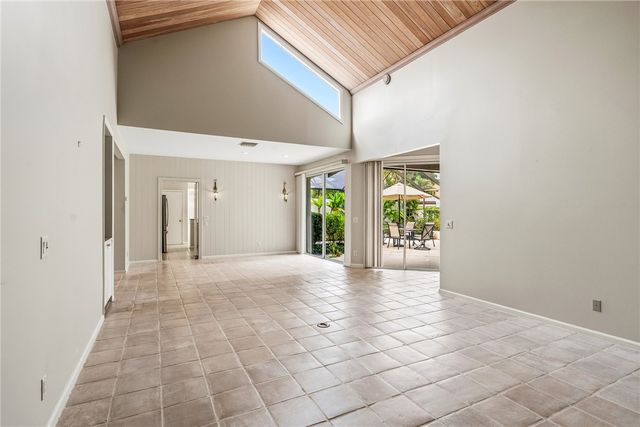 2195 Via Fuentes None 2195, Vero Beach, FL 32963