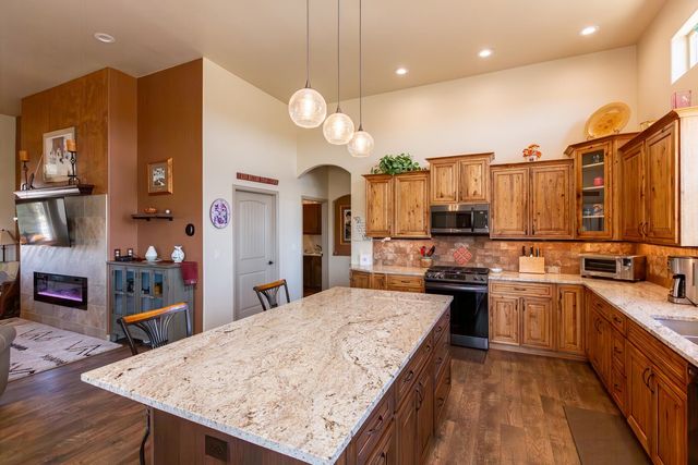 2433 Hidden Valley Drive, Grand Junction, CO 81507